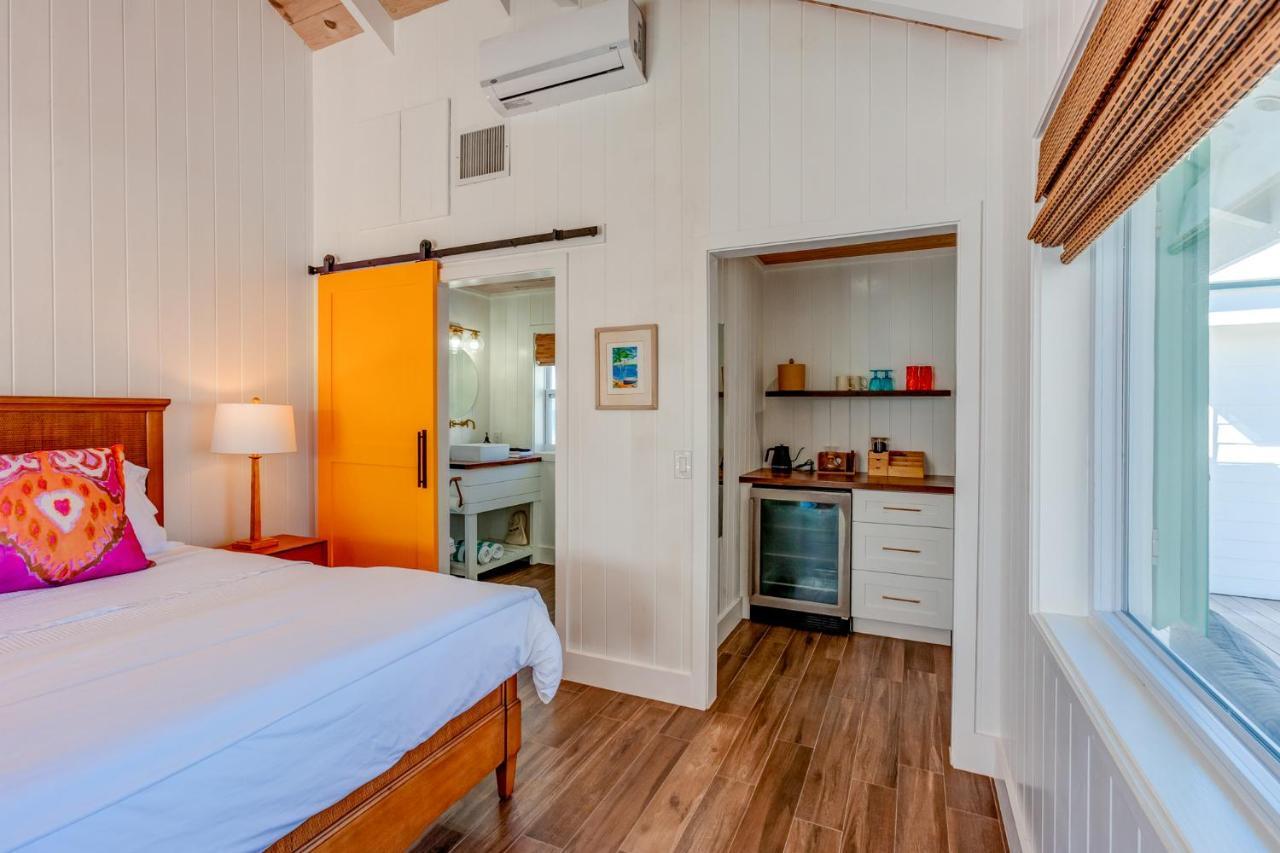 Elbow Reef Hotel Hope Town Exterior photo